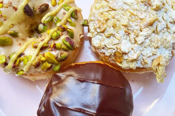 Discover Berlin's Vegan Scene: A Culinary & Cultural Walking Tour