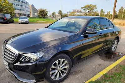 Effortless Barcelona Airport Transfers: Your City Connection