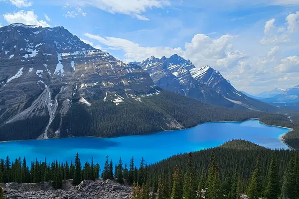 Banff & Canmore VIP Comfort Tour: Unforgettable Mountain Adventures