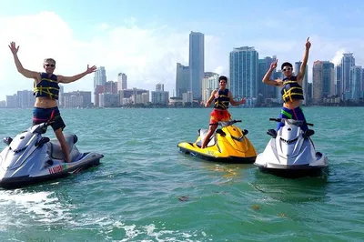 Miami Biscayne Bay Jet Ski Adventure: Explore Hidden Gems!