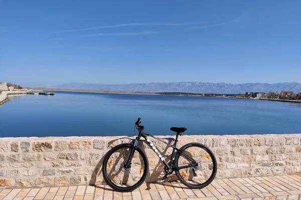Explore Zadar: Bike Rental Adventure in the Old Town