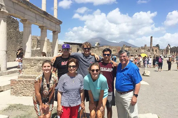 Pompeii: Skip-the-Line Tour Led by Archaeologist