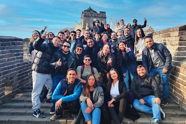 Mutianyu Great Wall Bus Tour: VIP Entry from Beijing