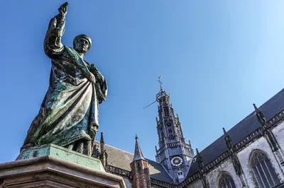 Uncover Haarlem's Charms: A Historical Walking Adventure