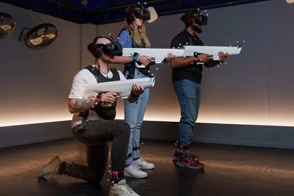 Sandbox VR Surfers Paradise: Unleash Full-Body Virtual Reality!