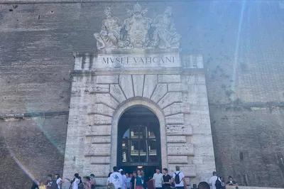 Unlock Vatican City: Exclusive Early Access Tour of Vatican Museum & Sistine Chapel