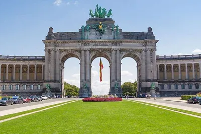 Brussels Unveiled: A Personalized 4-Hour Sightseeing Adventure