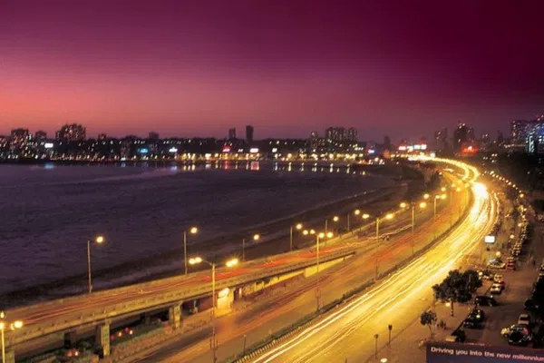 Mumbai's Marvels: A Customizable Private Tour Including Cave Exploration