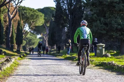 Rome E-Bike Tour: Appian Way Adventure