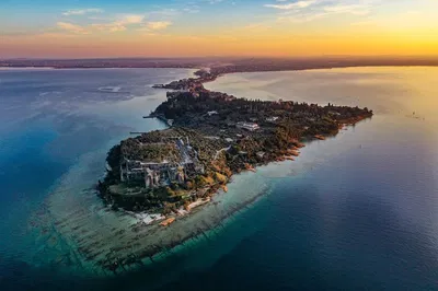 Sirmione Sunset Boat Tour: Prosecco & Lake Views