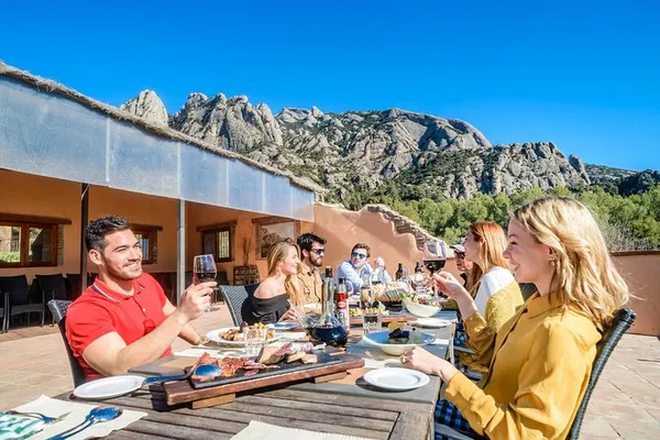Montserrat Tour: Lunch & Wine at a Picturesque Farmhouse
