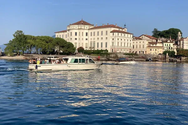 Stresa: Borromean Islands Boat Tour - Hop On & Explore!
