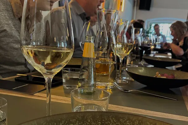 Delft's Culinary & Historical Walking Tour: A Delicious Discovery