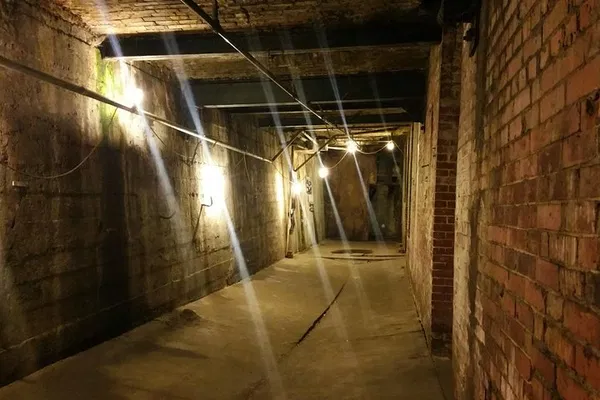 Seattle Underground History Tour: Beneath Pioneer Square
